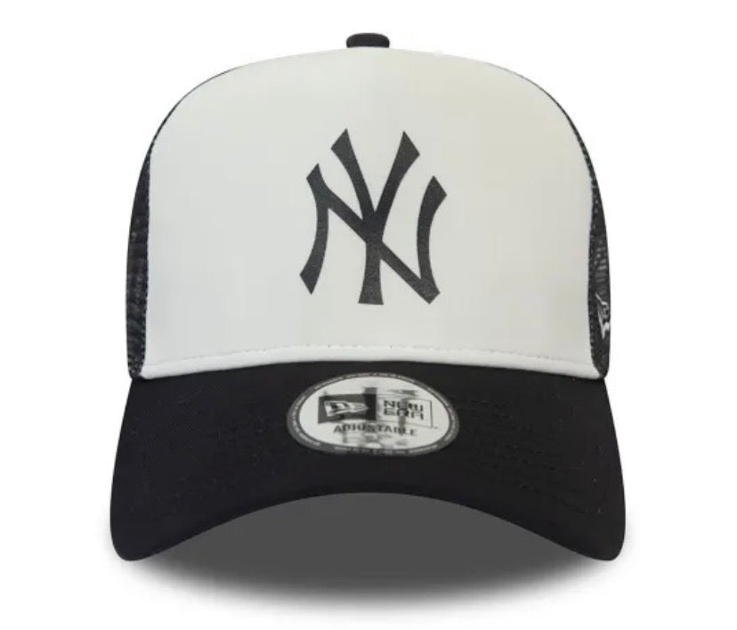 NEW ERA NY Yankees MLB E Frame Trucker Adjustable Cap