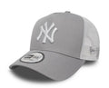NEW ERA Clean Trucker Cap