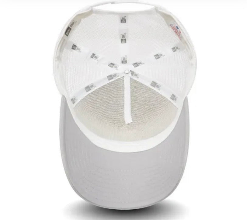 NEW ERA Clean Trucker Cap